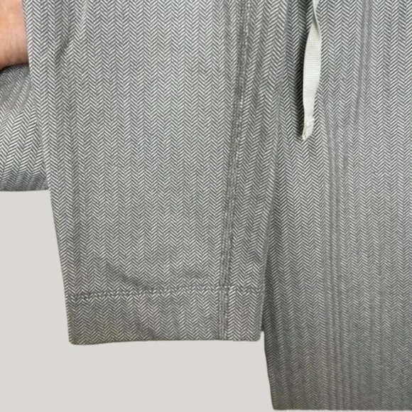 Lululemon Jet Crop Slim Herringbone - Size 6 - White Slate - Picture 5 of 8